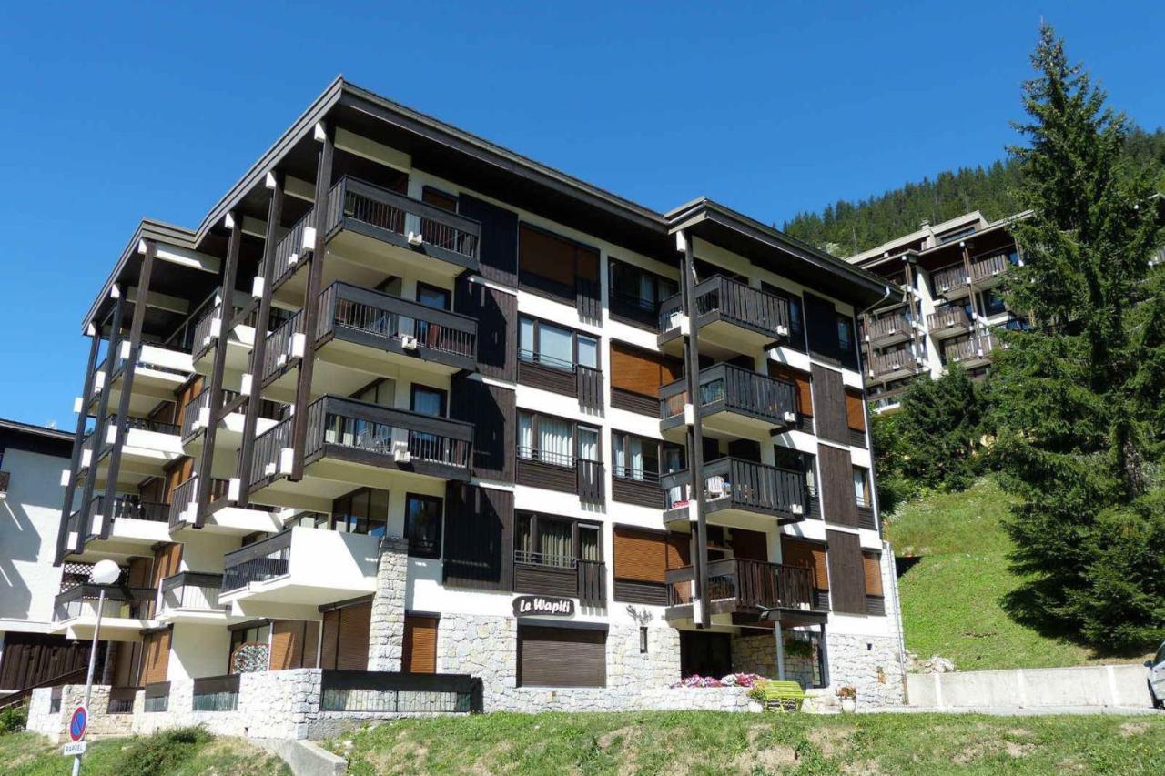 Village Center With Balcony View And Parking 拉克吕萨 外观 照片